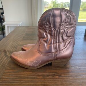 Soda pink metallic cowgirl boots